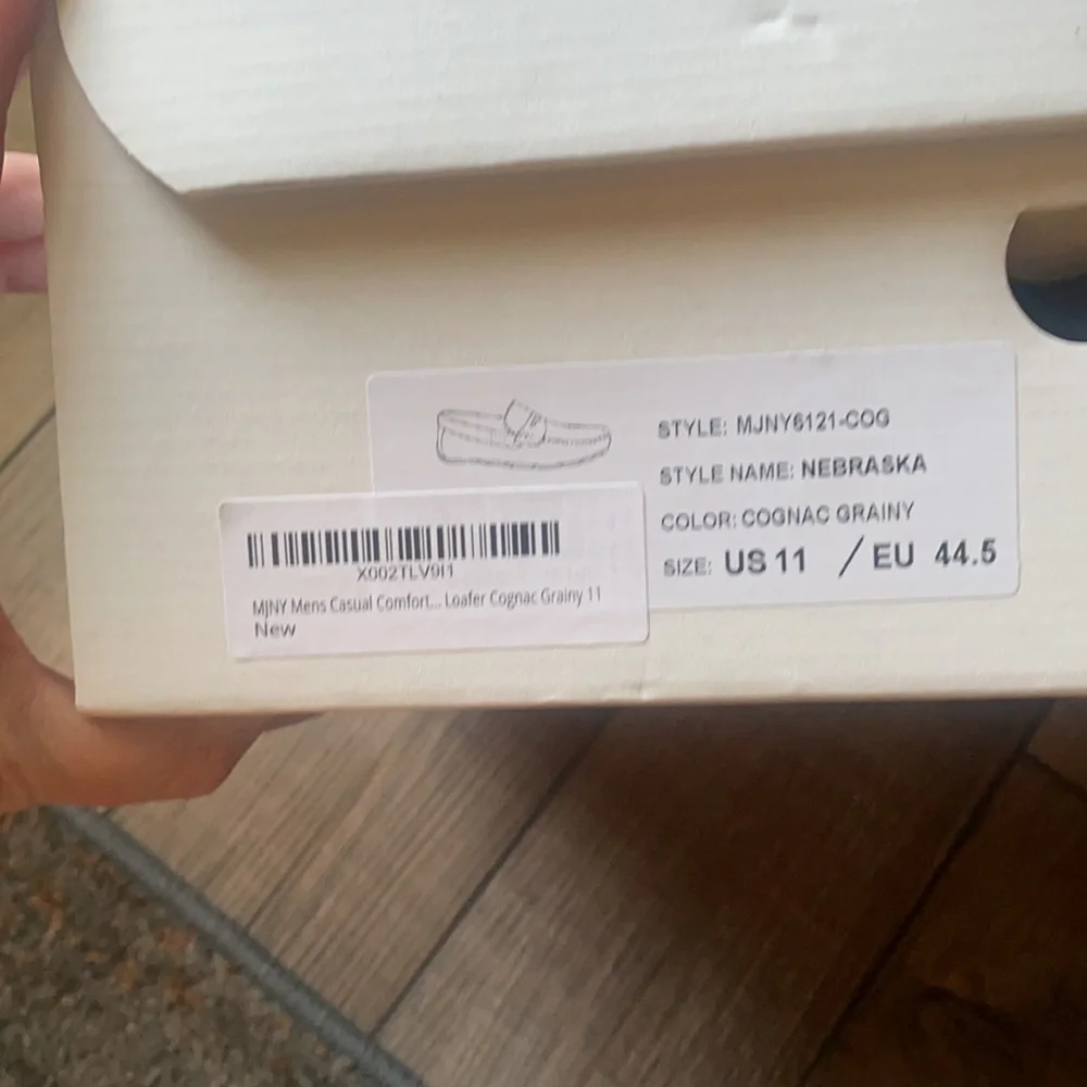 MJNY Men’s Loafers - Picture 6 of 6